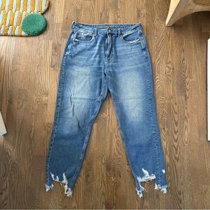 American Eagle Distressed Mom Jeans, 14 regular